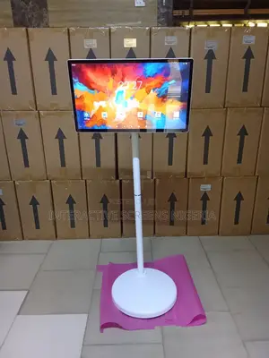 24 Inches Android Rotating Touchscreen