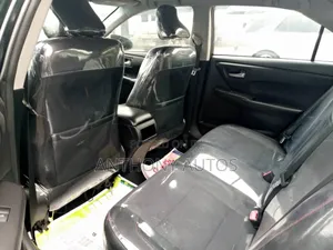 Toyota Camry SE 4dr Sedan (2.5L 4cyl 6A) 2016 Black