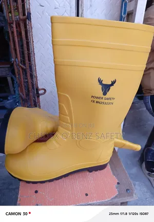 Yellow Safety Rainboot