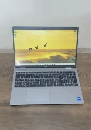 Laptop Dell Latitude 5520 16GB Intel Core I7 SSD 512GB