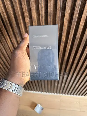 New Samsung Galaxy S21 5G 128 GB Black
