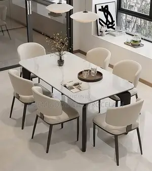 Luxury 6 Seater Dinning Tabel 350,000 Why 4 Sseater 250,000