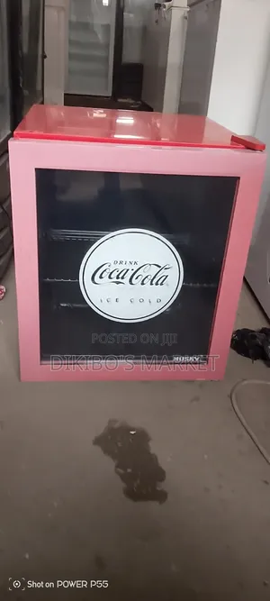 Tokunbo Coca-Cola Bed Size Glass Chiller