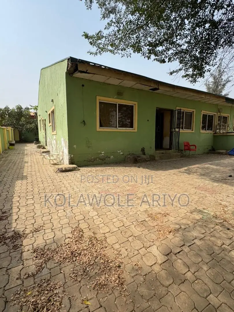 Three Bedroom Apartment