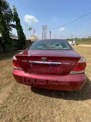 Toyota Regius 2004