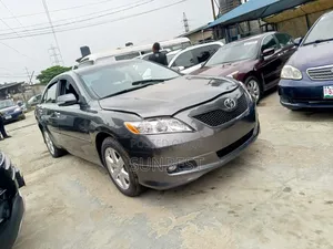 Toyota Camry SE V6 4dr Sedan (3.5L 6cyl 6AM) 2009 Gray