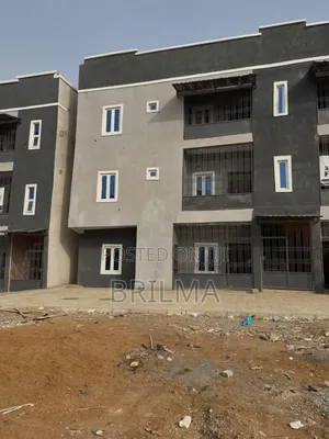 3bdrm Apartment in Dawaki for sale