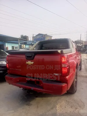 Chevrolet Avalanche LTZ 2500 4WD 2006 Red