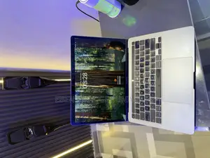 Laptop Apple MacBook Pro 2020 8GB Intel Core i5 SSD 1T