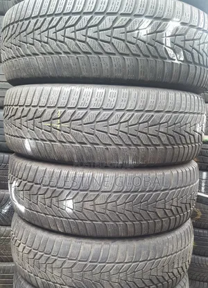 Is for Toyota Sienna 235 65 R17