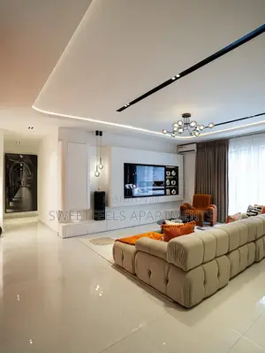2 Bedroom With a Ps5 Game, Swimming Pool, Lounge and Gym.