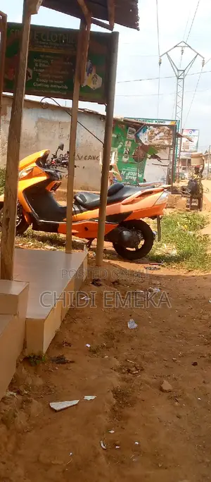 Suzuki Burgman 2019 Orange