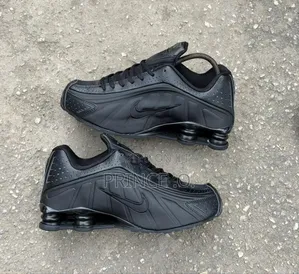 Nike Ride 4 Sneakers