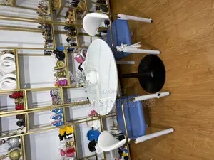 Lounge Table/Chair Set.