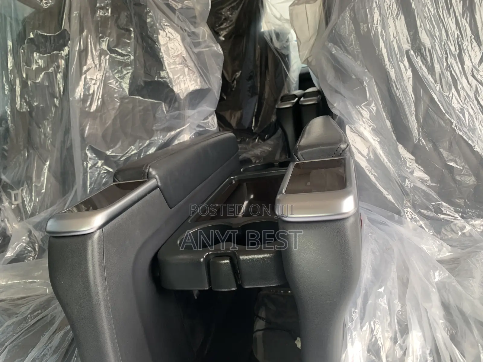 Toyota Granvia 2024 Black