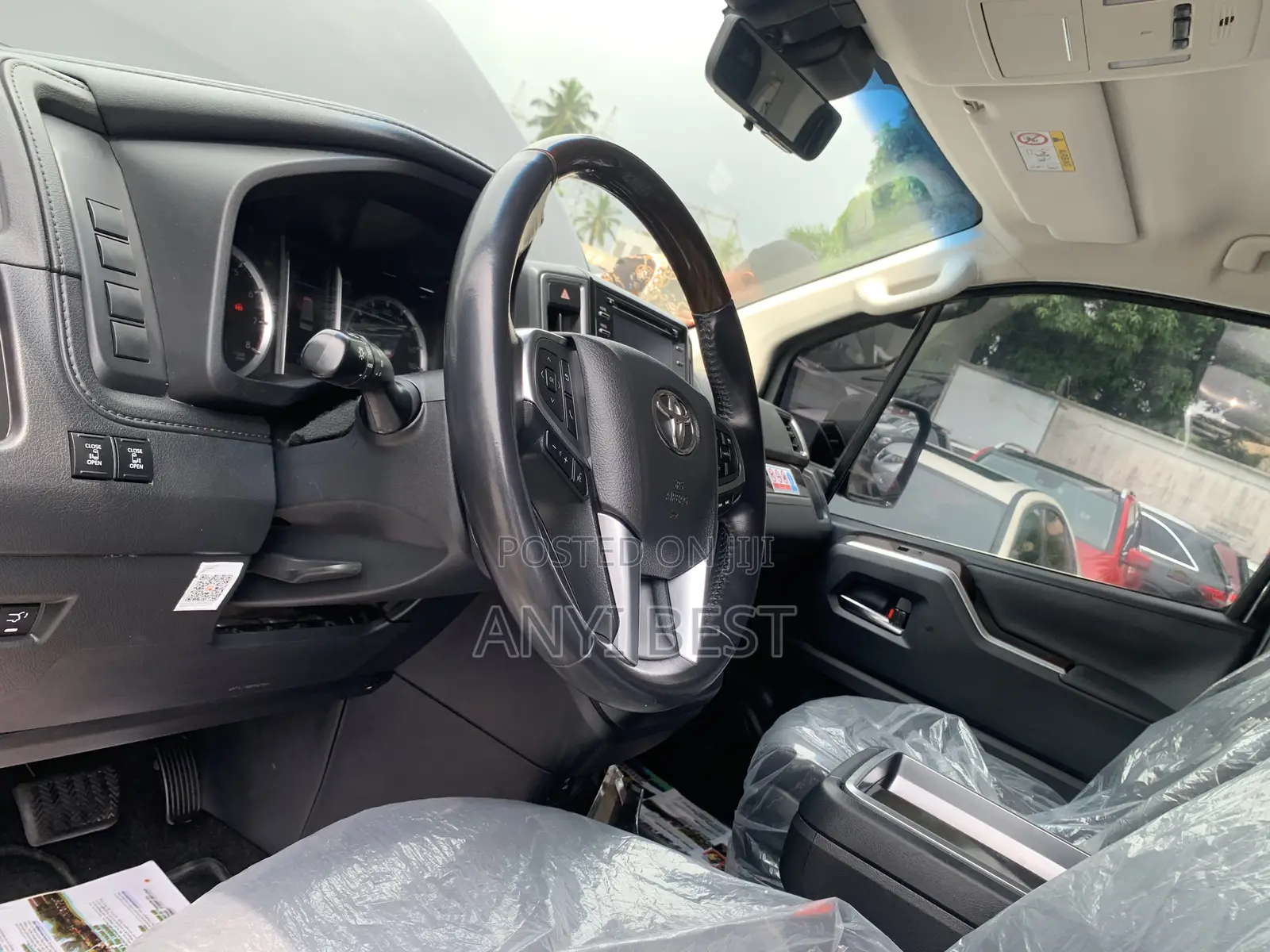 Toyota Granvia 2024 Black