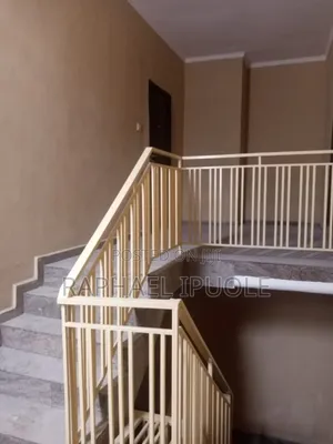 2bdrm Block of Flats in Allen Avenue for rent