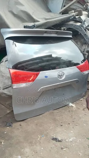 Replacement Boot for Toyota Sienna 2012 2013