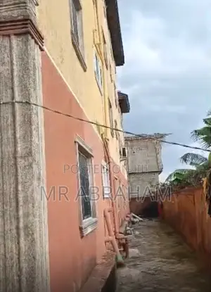 Two Story and a Big Flat on Top