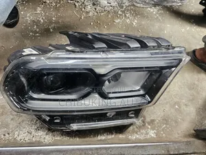 Headlight Dodge Durango 2017