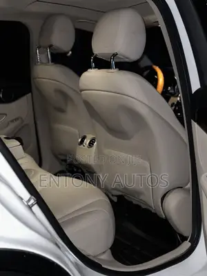 Mercedes-Benz GLC-Class 2017 White
