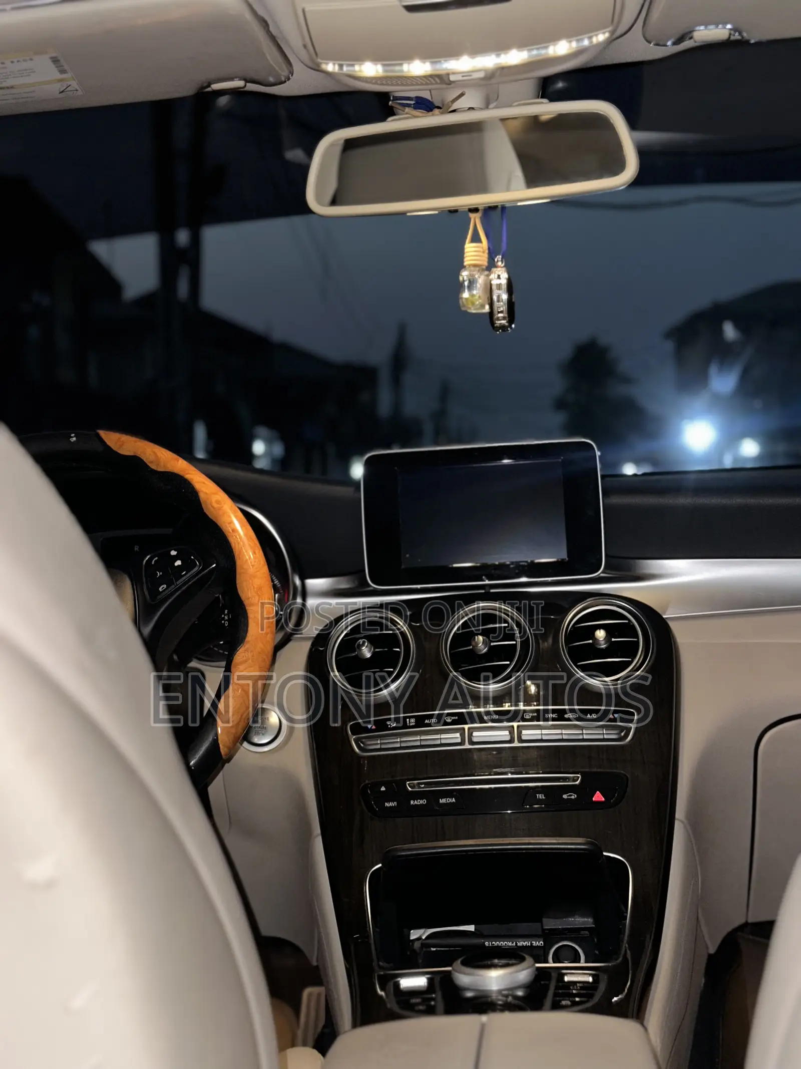 Mercedes-Benz GLC-Class 2017 White