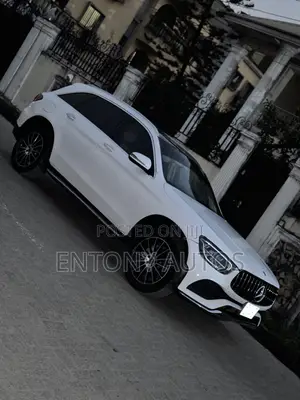 Mercedes-Benz GLC-Class 2017 White