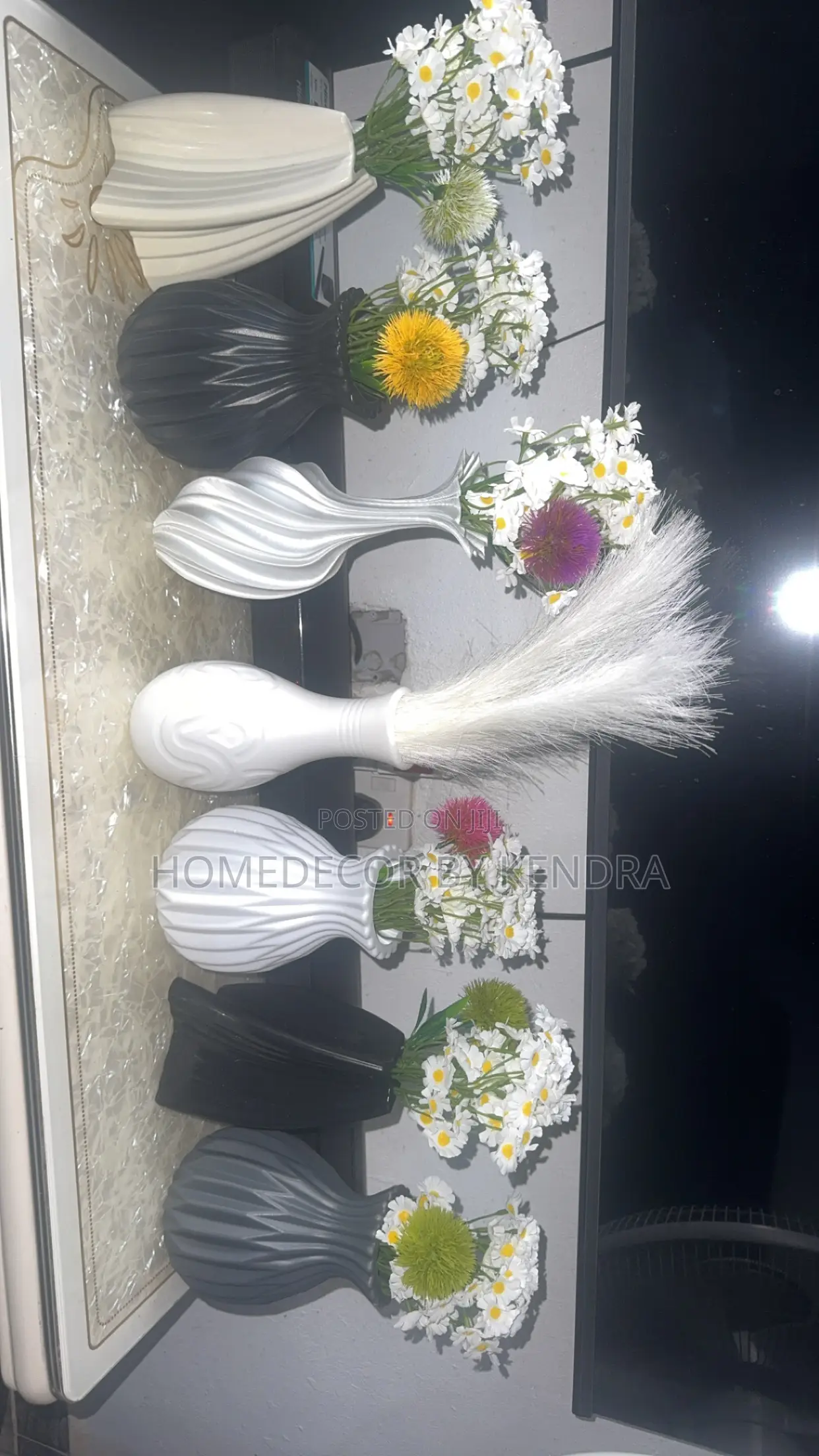 Minimal Table/Shelf Flowers