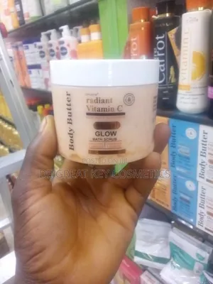 Body Better Radiant Vitamin C Glow Bath Scrub