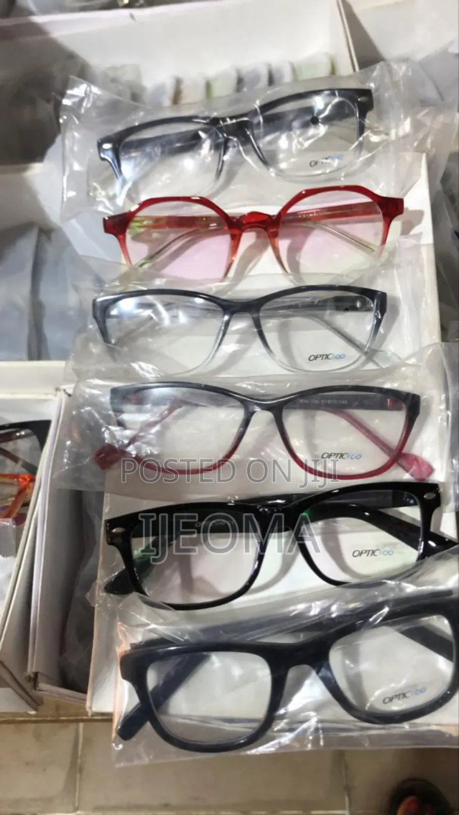 Antiblue Photochromic Glasses