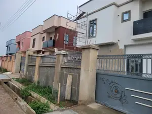 Furnished 3bdrm Duplex in Adron City Park And, Alakia for sale