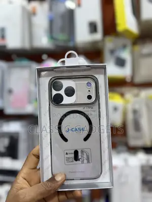 Crystal Clear Magsafe Case for iPhone 17 Pro Max