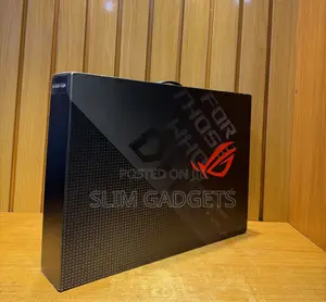 New Laptop Asus ROG Strix G17 16GB AMD Ryzen 9 SSD 1T