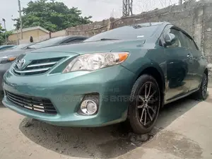 Toyota Corolla LE 4dr Sedan (1.8L 4cyl 4A) 2010 Green