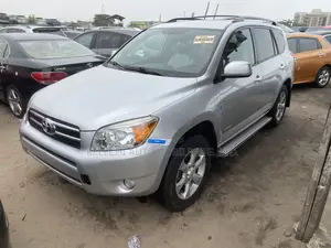 Toyota RAV4 Sport 2009 Silver