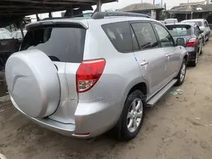 Toyota RAV4 Sport 2009 Silver
