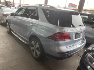 Mercedes-Benz GLE-Class GLE 350d 4MATIC 2016 Blue