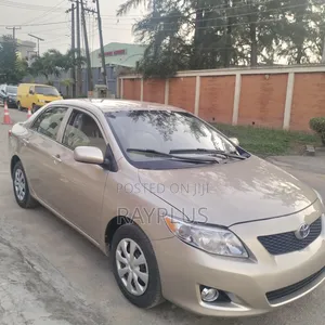 Toyota Corolla LE 4dr Sedan (1.8L 4 cyl 4A) 2009 Gold