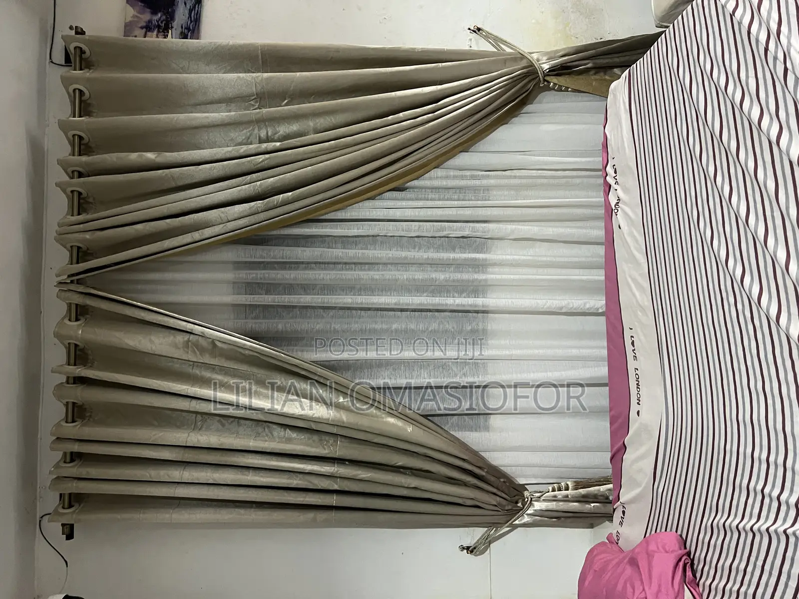 5 Windows Curtains and Windows Blinds