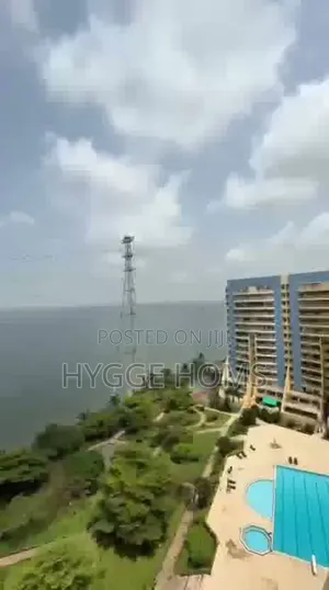 5bdrm Penthouse in Banana Island Estate for sale