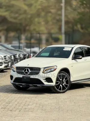 Mercedes-Benz GLC-Class 2019 White