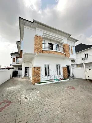 4bdrm Duplex in Lekki County for sale