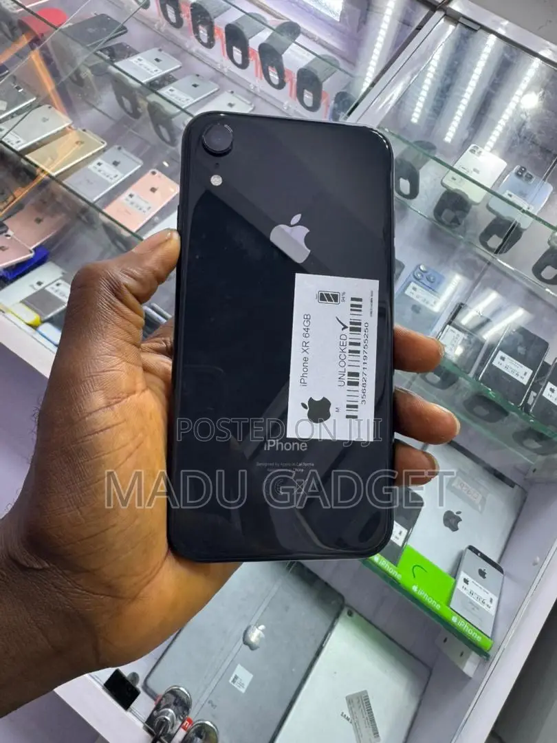 Apple iPhone XR 64 GB Black