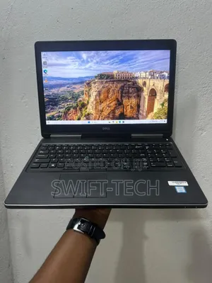 Laptop Dell Precision 7520 16GB Intel Core I7 SSD 512GB
