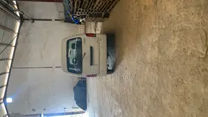 Suzuki Every 2010