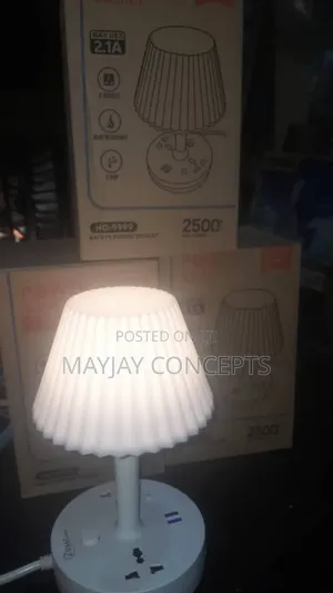 Bedside Lamp With Extension Box and Usb Port for Phone Charge