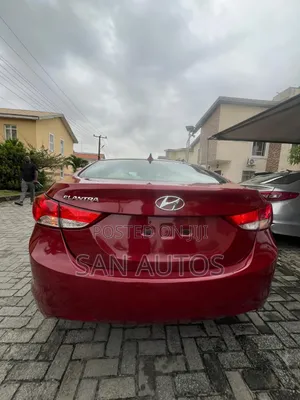 Hyundai Elantra GLS Automatic 2012 Red