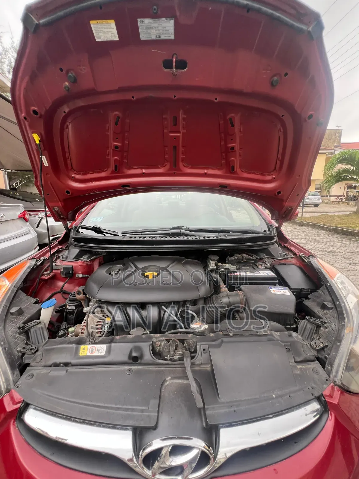 Hyundai Elantra GLS Automatic 2012 Red