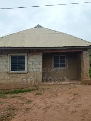 Furnished 1bdrm Room & Parlour in Elesii Area, Osogbo for sale