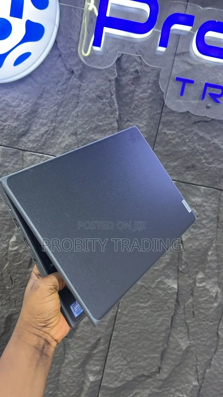 Laptop Lenovo 100e 4GB Intel Pentium eMMC 128GB